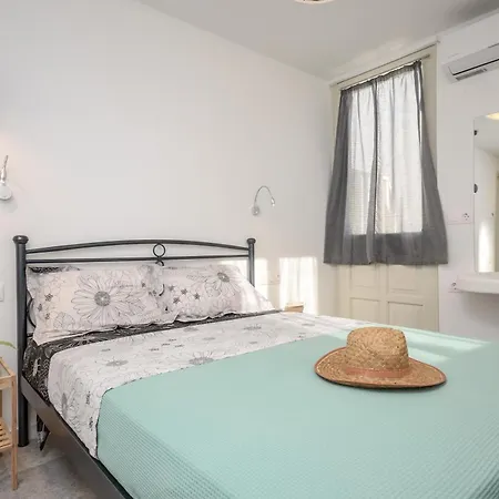 דירה Depis Naxos *